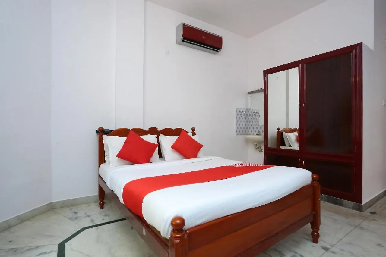 Hotel Oyo 16717 Sreekrishna Kailas Inn Chavakkad