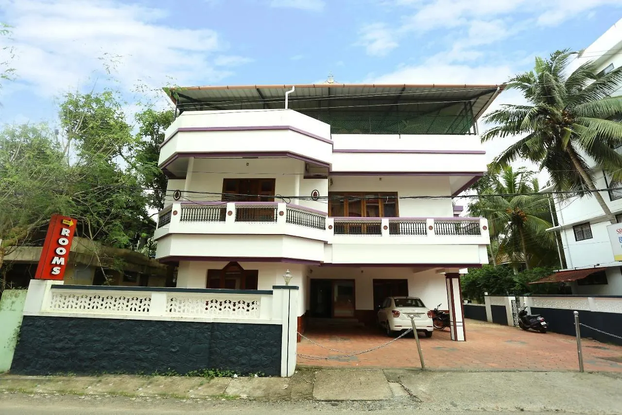 Oyo 16717 Sreekrishna Kailas Inn Chavakkad 3*,  India