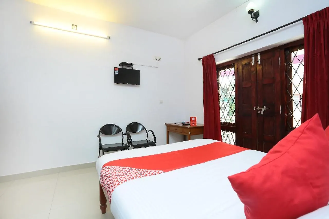 Oyo 16717 Sreekrishna Kailas Inn Chavakkad Hotel